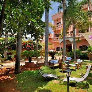 2* Pensjonat Lhostel A