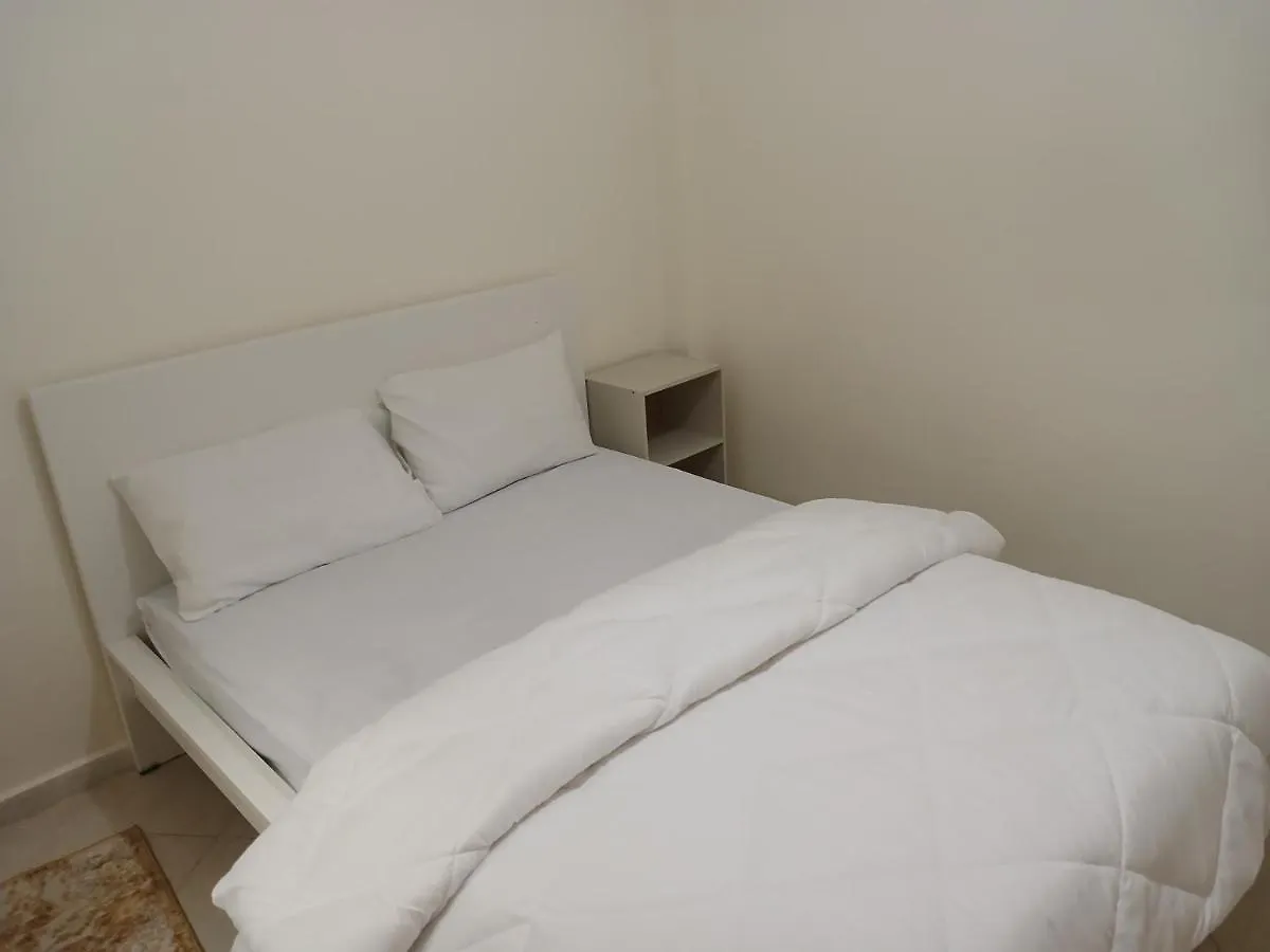 Hostel Chambre Privative Dans Un Appartement Partage Casablanca